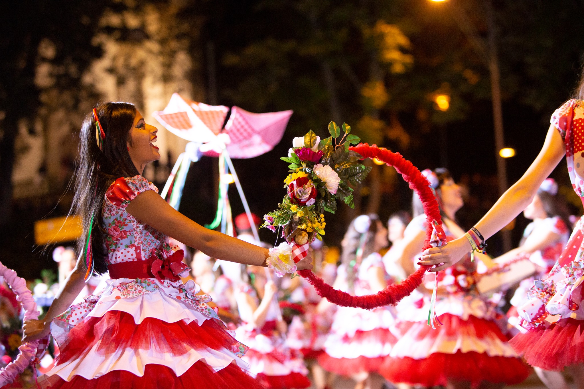 Viseu Desfila Tradi o E Cor Pelas Festas Populares Not cias Do Centro viseu-desfila-tradi-o-e-cor-pelas-festas-populares-not-cias-do-centro